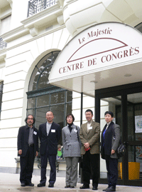 写真左側２番目から佐藤秀彰さん、木村庸子さん、澤口隆志さん（両脇は通訳の方々）
